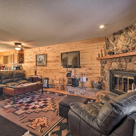 Downtown Red River Retreat With Mtn Views And Yard 外观 照片