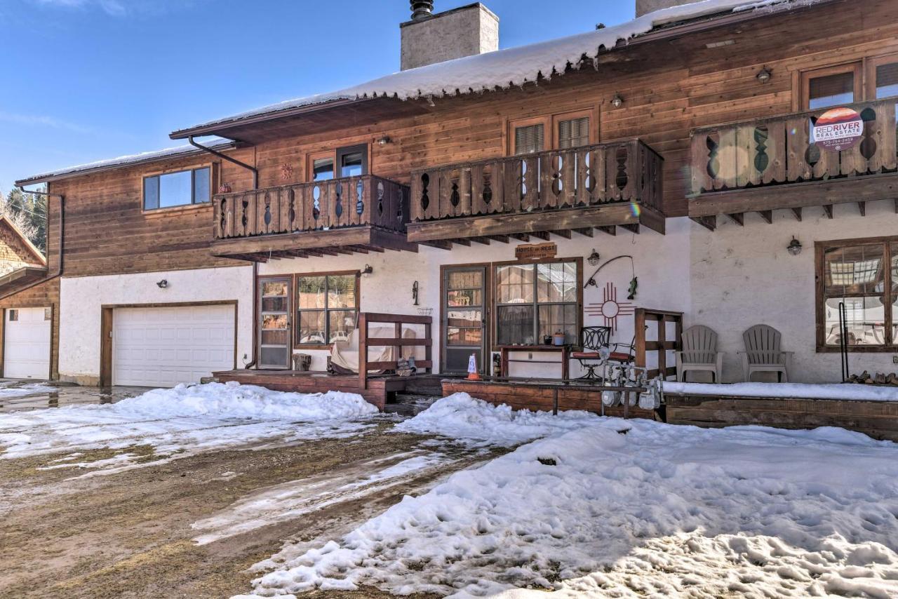 Downtown Red River Retreat With Mtn Views And Yard 外观 照片