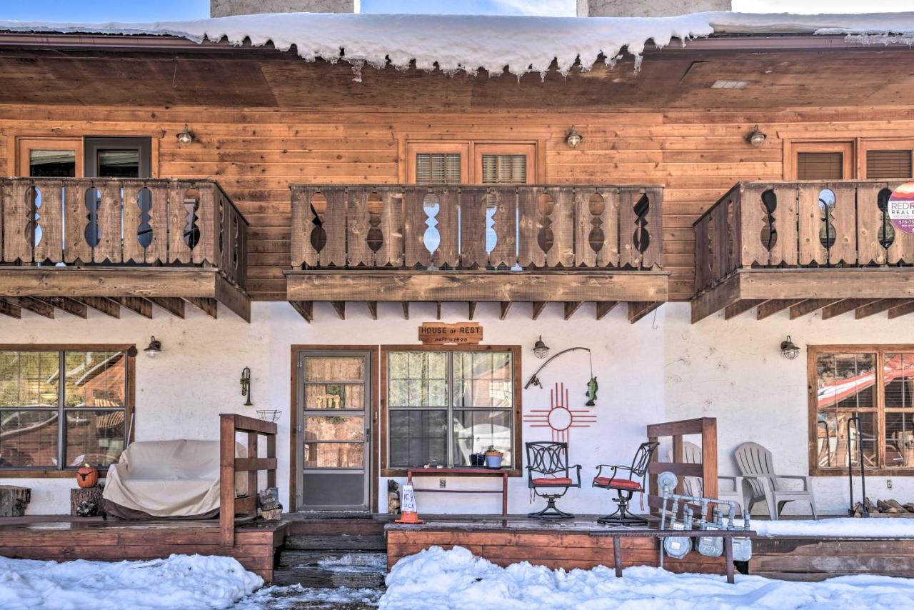 Downtown Red River Retreat With Mtn Views And Yard 外观 照片